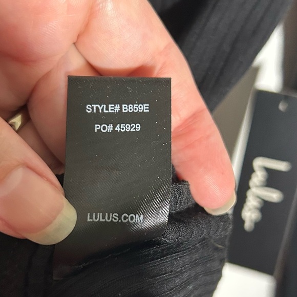 Lulu’s Come Back To You Black Lace Long Sleeve Ribbed Bodysuit Size XS NWT - Picture 8 of 10